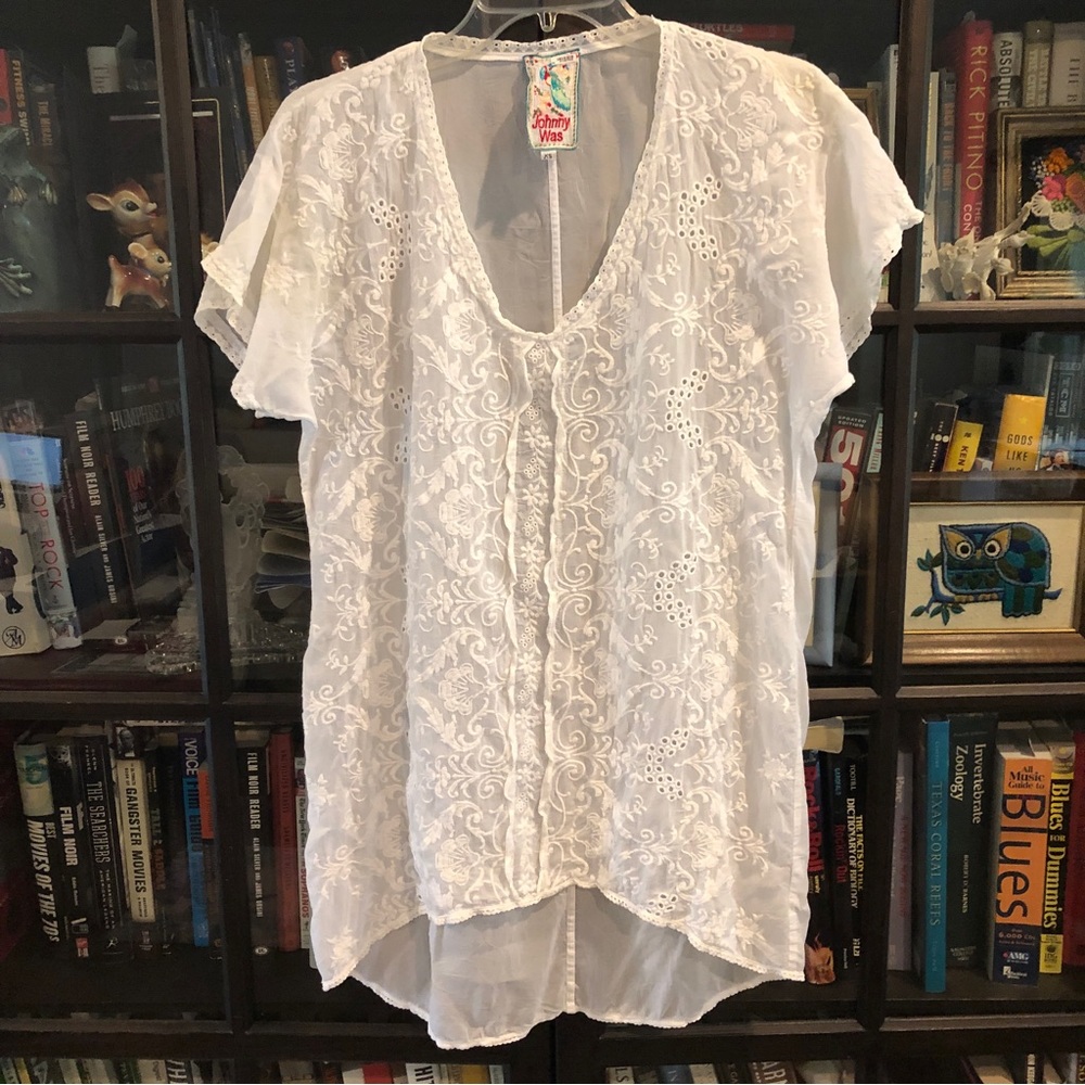 Johnny Was Women’s Blouse XS Embroidered White High Low Hem